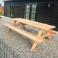 Picknicktafel Lindor van Douglashout in de tuin